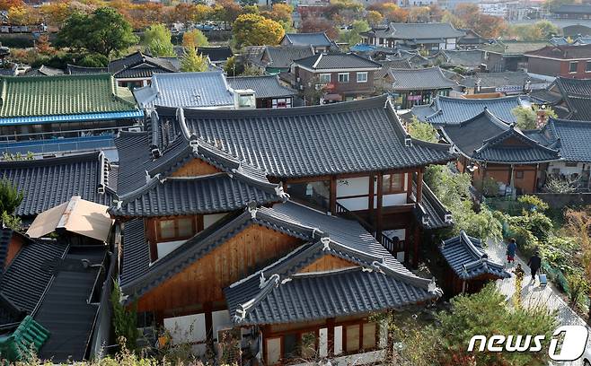 전북 전주시 한옥마을에 위치한 한옥숙박 시설들. ⓒ News1