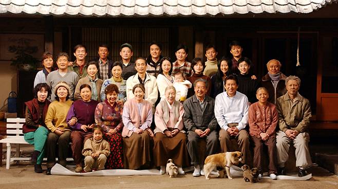 2002년 12월29일 대한민국 역대 최장수 드라마 '전원일기'가 막을 내렸다. /사진=MBC 홈페이지