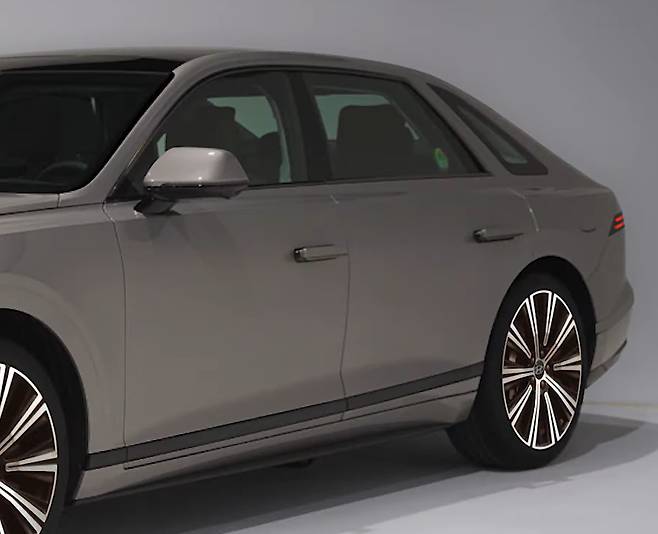 현대차 '그랜저 페이스리프트' 상상도 (출처 : 뉴욕맘모스)