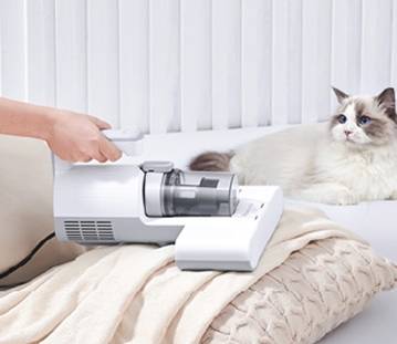 파나소닉 침구청소기 MC-DCW046 연출 이미지. 사진=파나소닉