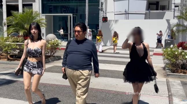 방시혁과 과즙세연