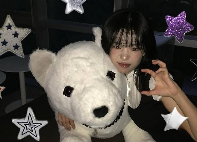 [서울=뉴시스] 조유리. (사진=인스타그램 캡처) 2024.12.30.&nbsp;photo@newsis.com *재판매 및 DB 금지