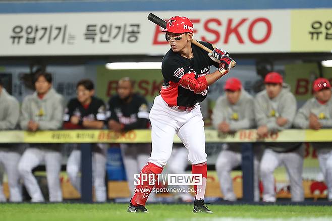 ▲ 미루고 미뤘던 생애 첫 FA 자격을 신청한 서건창이지만, 아직 시장의 반응은 뜨겁지 않다. ⓒ곽혜미 기자