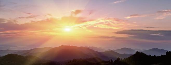 망월봉에서 바라본 일출 [송파구 제공. 재판매 및 DB 금지]