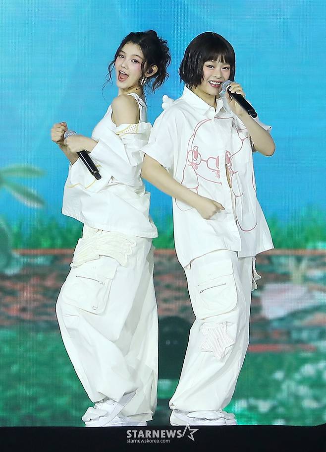 뉴진스 하니 '귀여움 가득 단발 하니'[AAA 스페셜 포토]