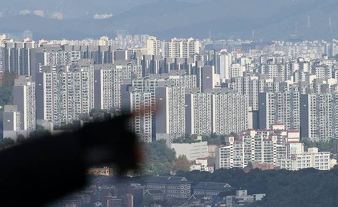 서울 남산에서 바라본 아파트 단지. 뉴시스