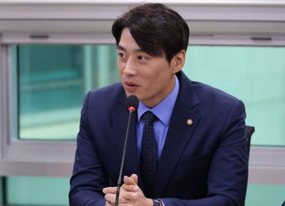 사진은 한준호 더불어민주당 최고위원. [사진=한준호 페이스북]