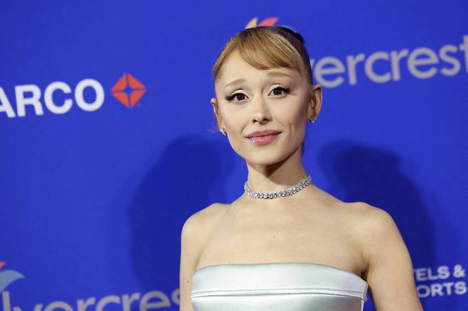 <yonhap photo-2788=""> Ariana Grande attends the 36th Annual Palm Springs International Film Festival, in Palm Springs, California, U.S., January 3, 2025. REUTERS/Mario Anzuoni REFILE - CORRECTING FIRST NAME FROM "ADRIANA" TO "ARIANA"./2025-01-04 16:13:29/ <저작권자 ⓒ 1980-2025 ㈜연합뉴스. 무단 전재 재배포 금지, AI 학습 및 활용 금지></yonhap>