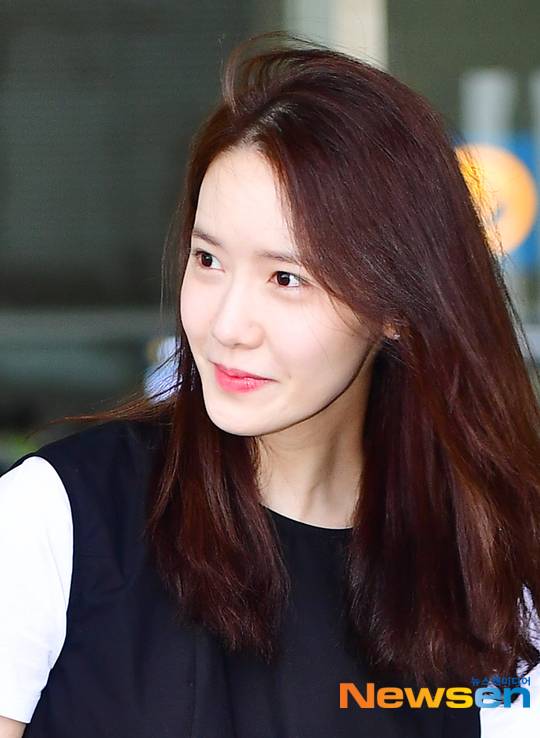 실물甲 윤아, 소시 18년 활동에도 “아무도 관심無” 깨달음 털어놔(혤스클럽)