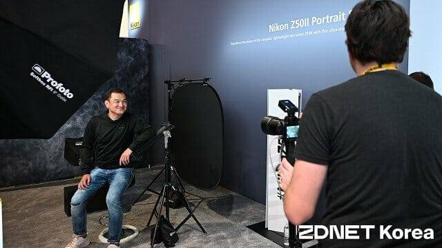 DX 포맷(APS-C) 카메라인 Z50 Ⅱ를 활용한 사진 촬영 코너. (사진=지디넷코리아)