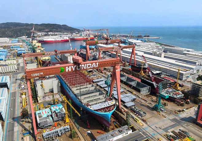 HD현대중공업 조선소. /HD현대중공업 제공