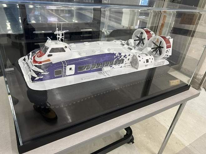 0490f719bc8460f120b5c6b236ef203e5975ae61e2462188