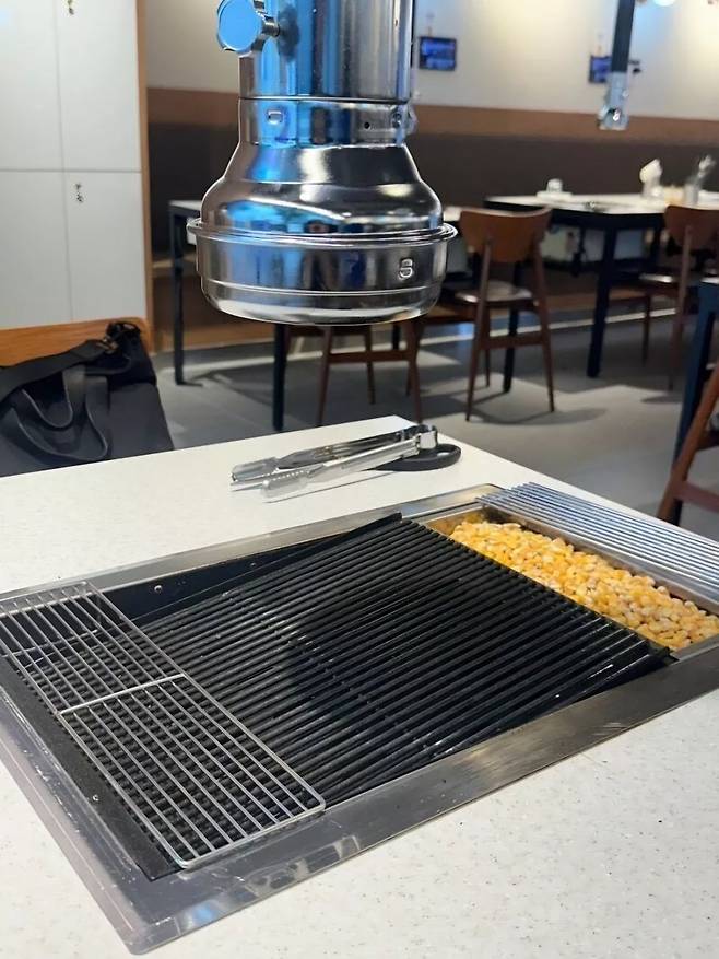 17364856182612.jpg 요즘 고깃집 불판.jpg