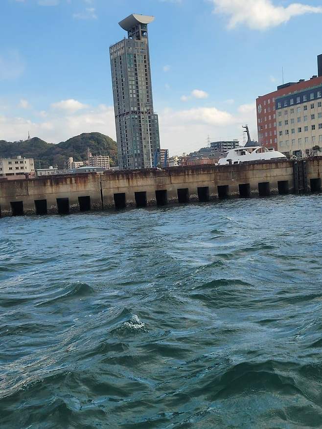 3fb8c32fffd711ab6fb8d38a4383746fc482531428b935abe5b040f4dd5682c28baab2f1ac2404d7c18c360998