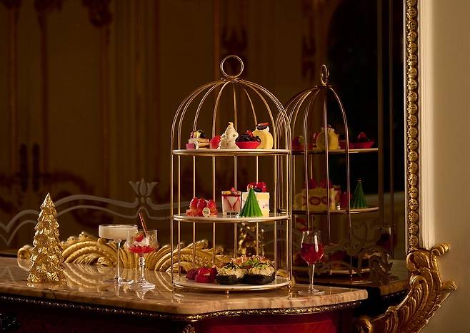 롯데호텔 서울 머스트 비 스트로베리