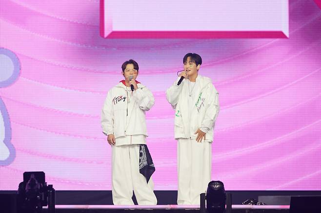 H.O.T. 토니안(왼쪽), 강타. 사진 제공=SM엔터테인먼트