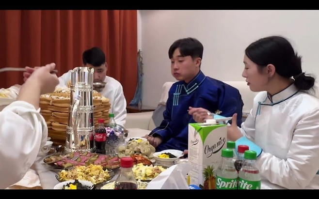 image.png 한국남자가 몽골여자와 결혼하면 생기는 일.jpg 한국남자가 몽골여자와 결혼하면 생기는 일.jpg