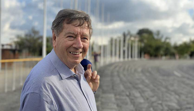 1980년대 '옥스팜' 홍보 책임자였언 패디 코울터는 에티오피아 대기근을 세상에 알린 숨은 주역 중 한 명이다. 하지만 그는 옥스팜을 비롯한 국제 구호단체들이 기부금 모금을 위해 아프리카 등 제3세계 기아 어린이의 비참한 이미지를 무분별하게 활용하던 관행을 선구적으로 비판했다. 그는 현장 경험이 거의 없는 마케팅 전문가들이 NGO 모금 업무를 관장함으로써 모금 자체가 목적처럼 변질돼버린 국제 자선단체들의 현실을 우려했다. article19.org