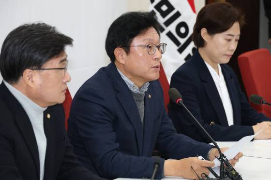 박형수 국민의힘 원내수석부대표가 12일 오후 서울 여의도 국회에서 현안 관련 가자간담회를 하고 있다. 뉴스1