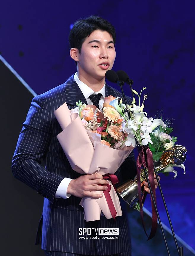 ▲ 메이저리그에서의 성공을 꿈꾸는 김혜성은 14일 미국으로 출국해 입단식 및 본격적인 시즌 준비에 들어간다. ⓒ곽혜미 기자