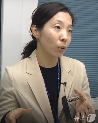 제주항공 트라우마 대응 관련 인터뷰하는 김경민 호남권 트라우마센터장.(KBC뉴스 유튜브 캡쳐)./뉴스1