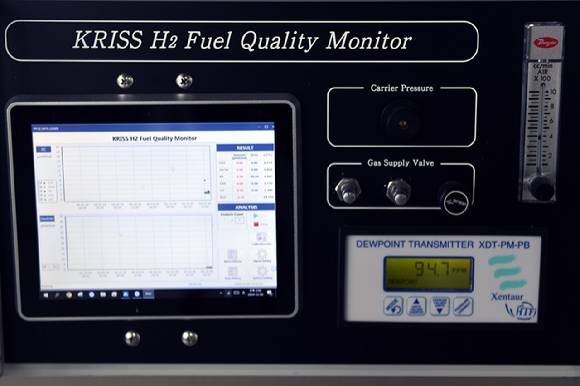KRISS가 개발한 ‘수소연료 품질 실시간 모니터링 장비. [사진=표준연]