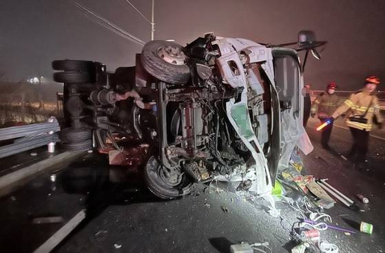 김포 통진읍 마송리 다중 추돌 사고. 사진 경기 김포소방서