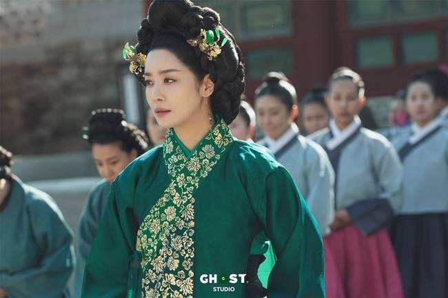 사진=티빙 ‘원경’ 스틸, 고스트스튜디오 제공