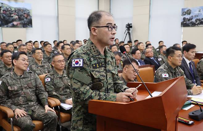 곽종근 특전사령관이 1월14일 서울 여의도 국회에서 열린 '윤석열 정부의 비상계엄 선포를 통한 내란 혐의 진상규명 국정조사 특별위원회' 전체 회의에서 의원 질의에 답하고 있다. ⓒ연합뉴스
