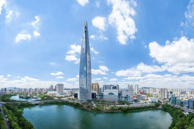 롯데월드타워 전경,/사진=롯데 제공