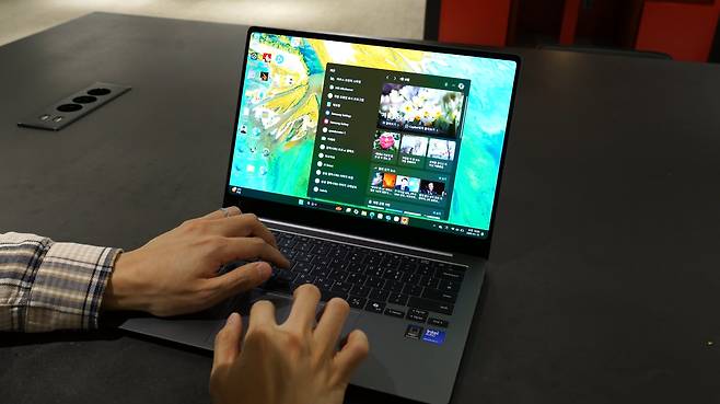 삼성 갤럭시북5 프로 사용기 /조선일보 테킷 유튜브 캡처