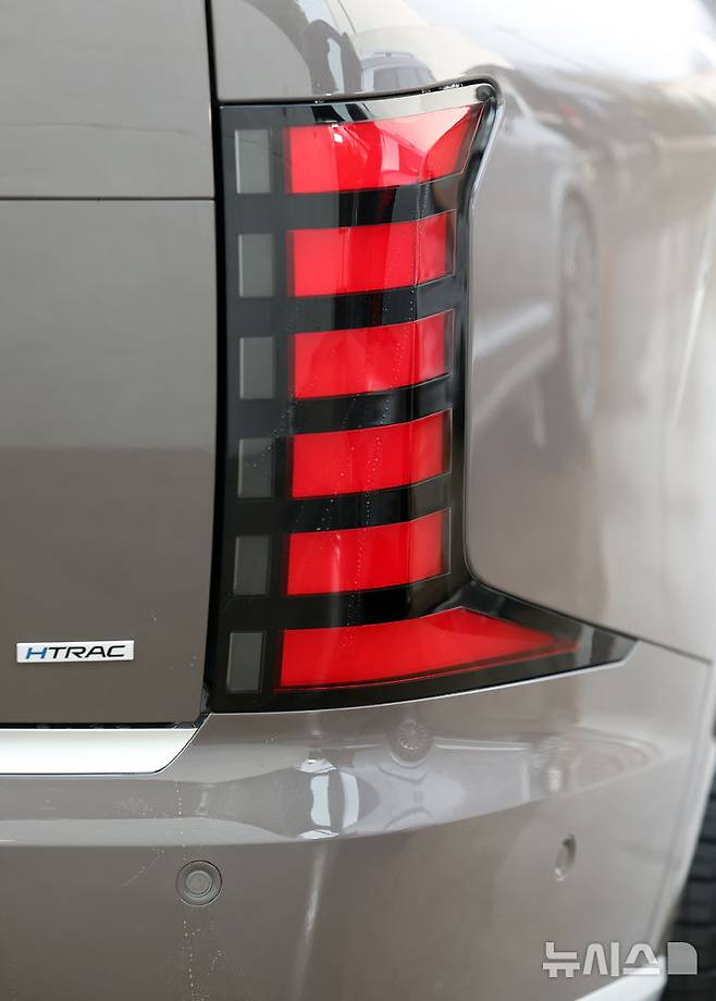 [성남=뉴시스] 김금보 기자 = 현대자동차가 지난 14일 경기 성남시 메종디탈리 복합문화공간에서 신차 '디 올 뉴 팰리세이드'를 공개하고 있다. 2025.01.15. kgb@newsis.com