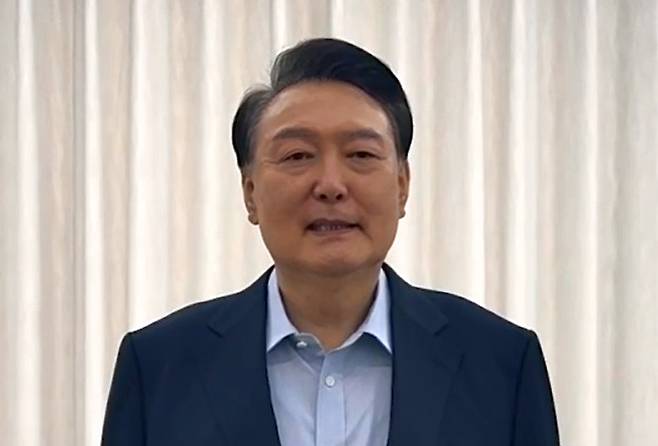 윤석열 대통령이 1월15일 고위공직자범죄수사처 출석 관련 대국민 담화를 하고 있다. ⓒ 연합뉴스