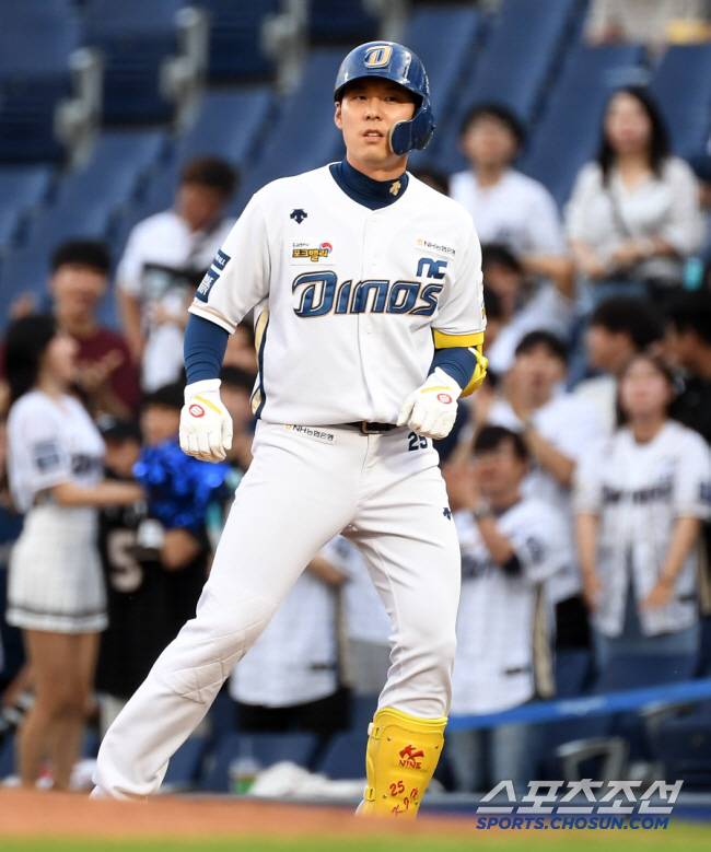 친정팀 NC와 FA 계약을 체결한 김성욱. 스포츠조선DB