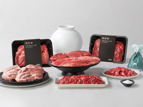 D2C 푸드테크 스타트업 정육각이 설 선물세트와 명절 맞춤형 축산 신제품 3종을 출시했다. 사진 정육각