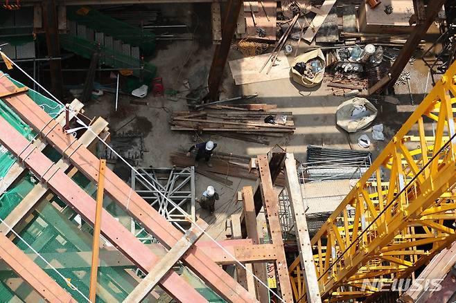 서울 시내 한 공사현장 모습. 뉴시스 자료사진.