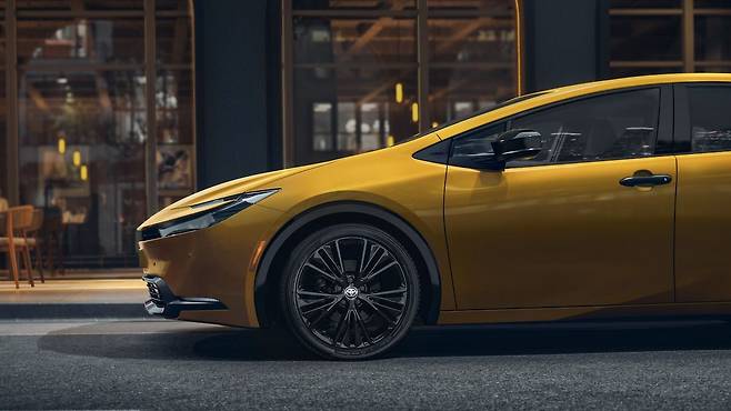 토요타 프리우스