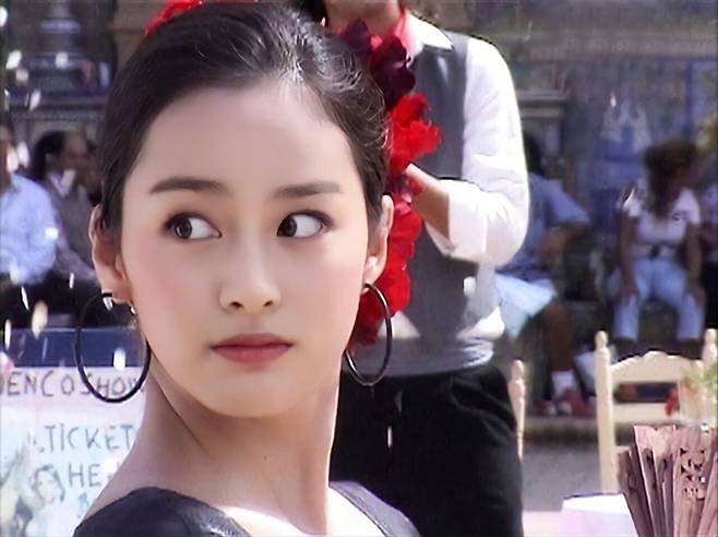 1.jpg 20년전 싸이언 CF 모델시절 김태희.mp4