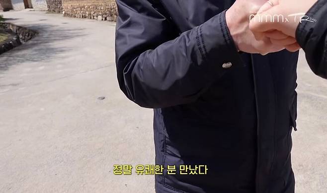 pic_020.jpg 유난히 내성적인 김태리 근황.JPG 유난히 내성적인 김태리의 목포 여행.jpg 유난히 내성적인 김태리의 목포 여행.jpg