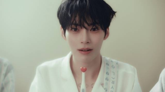 제로베이스원 'Doctor! Doctor!' / 웨이크원 제공