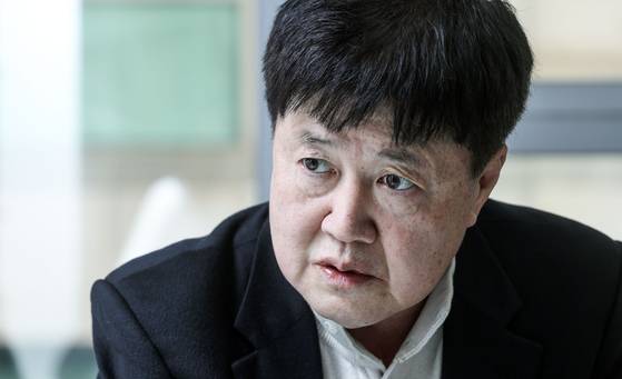 통계청장 출신 유경준 전 국민의힘 의원이 20일 오후 서울 서초구 사무실에서 중앙일보와 인터뷰하고 있다. 김성룡 기자