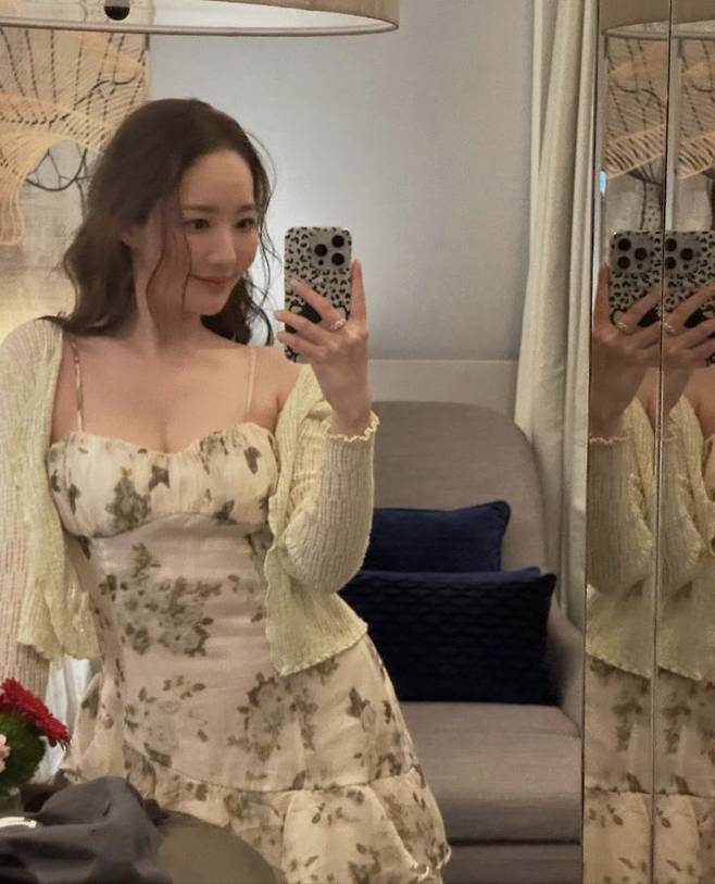 [서울=뉴시스] 박민영. (사진=박민영 인스타그램 캡처) 2025.01.23. photo@newsis.com *재판매 및 DB 금지