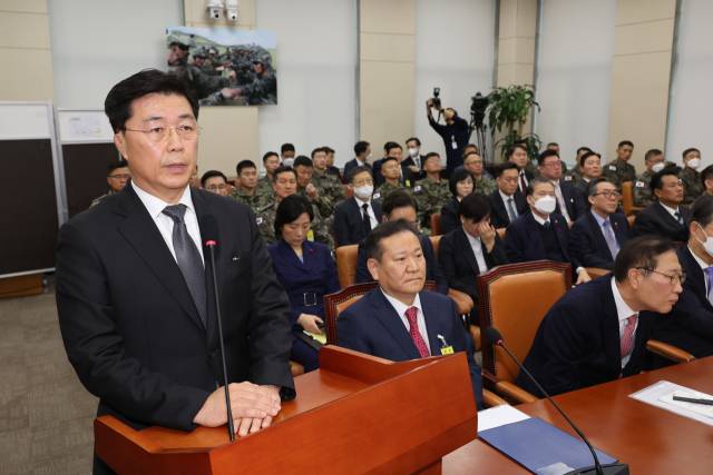 ▲홍장원 전 국가정보원 1차장이 22일 국회에서 열린 '윤석열 정부의 비상계엄 선포를 통한 내란 혐의 진상규명 국정조사 특별위원회' 1차 청문회에서 발언하고 있다. ⓒ연합뉴스