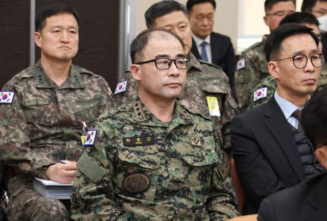 ▲곽종근 전 육군 특수전사령관이 22일 국회에서 열린 '윤석열 정부의 비상계엄 선포를 통한 내란 혐의 진상규명 국정조사 특별위원회' 1차 청문회에 출석해 자리하고 있다. ⓒ연합뉴스