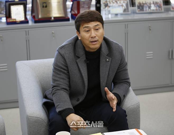SSG 박정태 퓨처스 감독이 자진 사퇴했다. 사진 | 스포츠서울DB