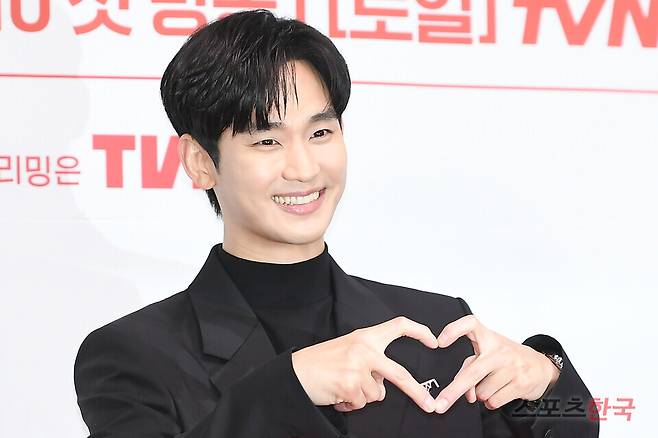 사진 출처=tvN 새 토일드라마 '눈물의 여왕'(극본 박지은/연출 장영우, 김희원) 제작발표회에 참석한 배우 김수현. ⓒ이혜영 기자 lhy@hankooki.com