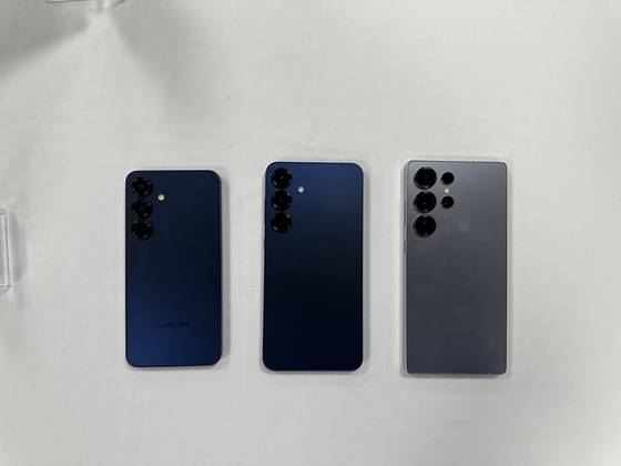 From left, the Galaxy S25, Galaxy S25 Plus and Galaxy S25 Ultra [CHO YONG-JUN]