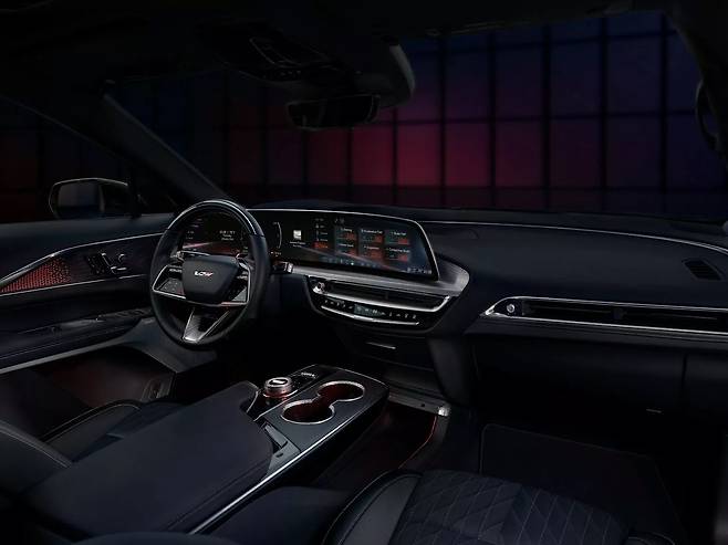 2025 캐딜락 리릭V