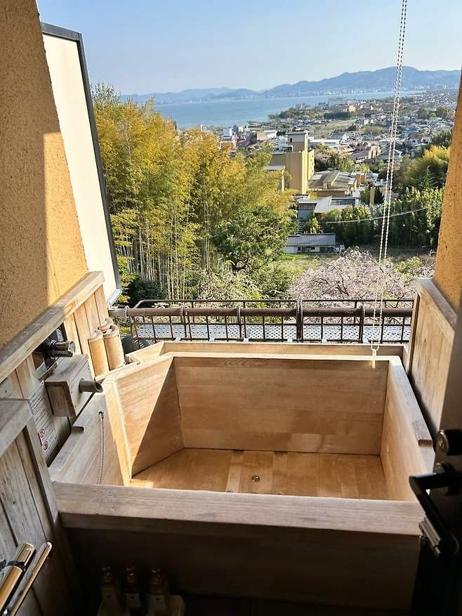 09e88404b3841ef7239ef4ed469c7065121507dda50a86374ee047679129d5bed27815e3842b9445124633cb29ef89636644f0a3f5