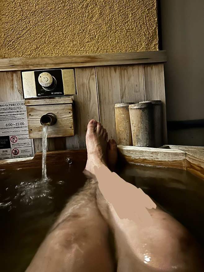 0eeef27fc68a1d8023edf2e7469c7064b5e339d863d1502f9f65ce41bdb518478e8808bcee1b5864c84085208cfc342f342b977c